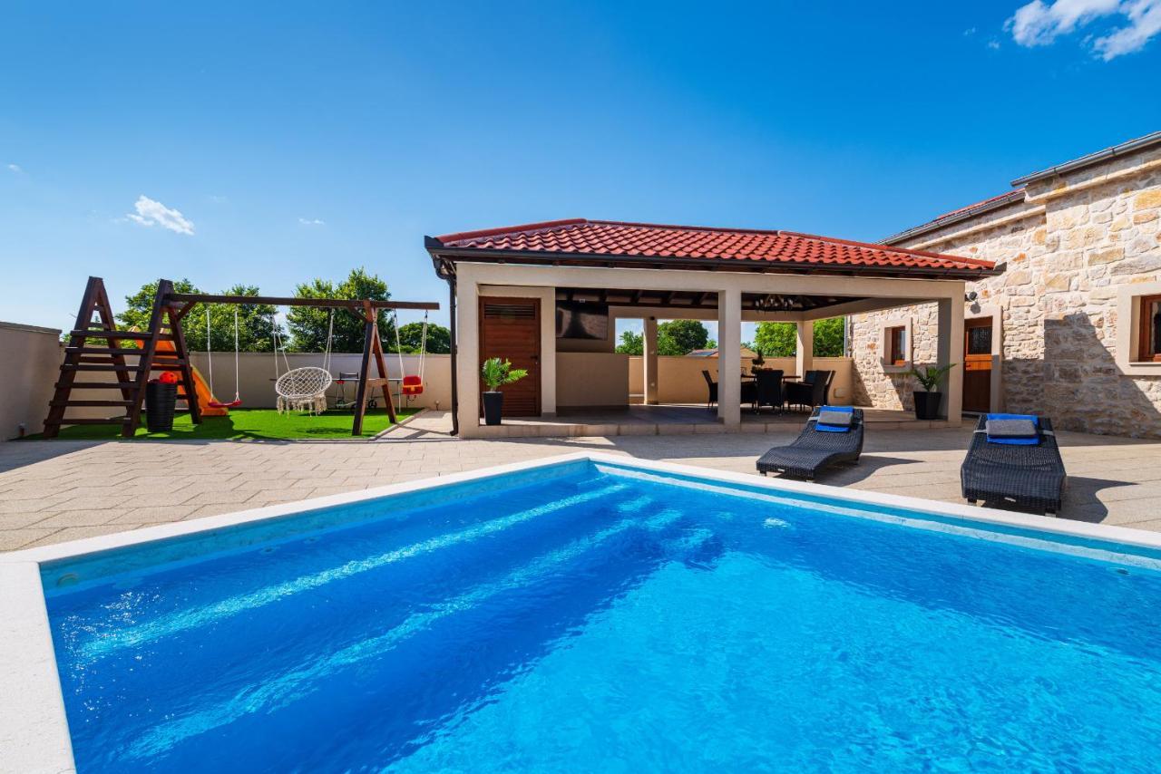 Stone Villa Miandri Sukošan المظهر الخارجي الصورة