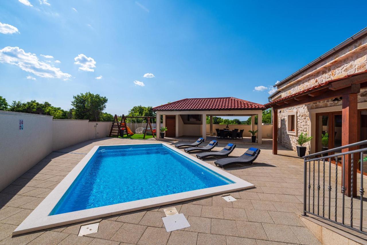 Stone Villa Miandri Sukošan المظهر الخارجي الصورة