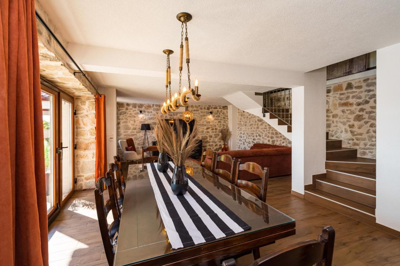 Stone Villa Miandri Sukošan المظهر الخارجي الصورة