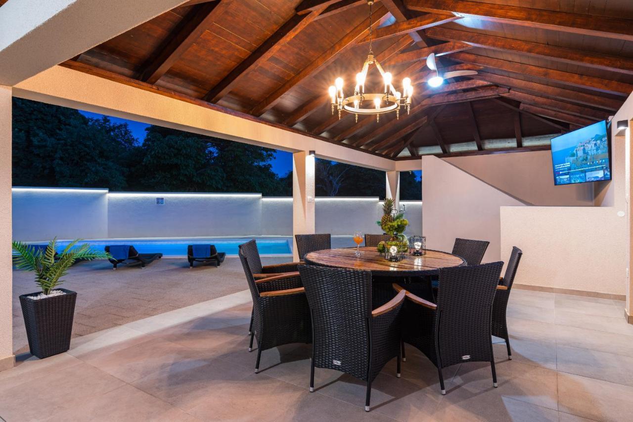 Stone Villa Miandri Sukošan المظهر الخارجي الصورة
