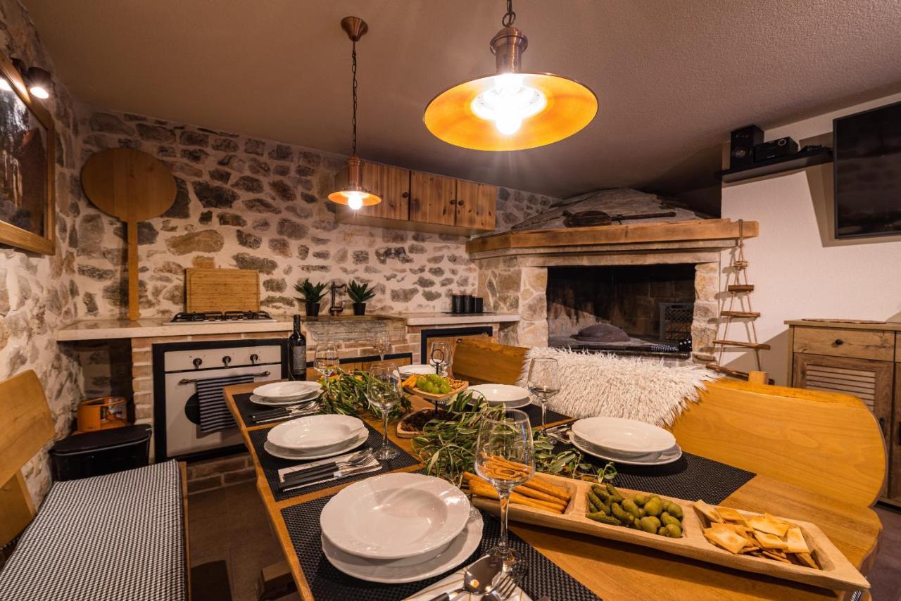 Stone Villa Miandri Sukošan المظهر الخارجي الصورة