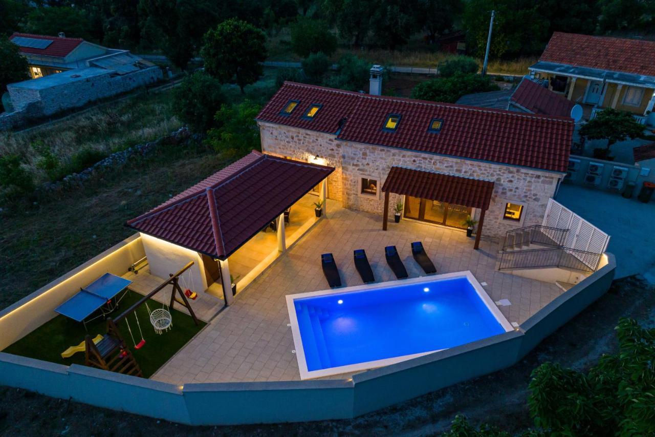 Stone Villa Miandri Sukošan المظهر الخارجي الصورة