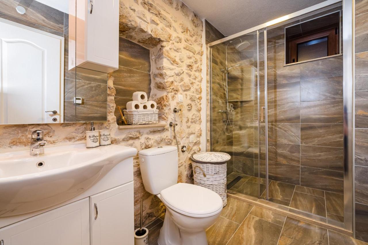 Stone Villa Miandri Sukošan المظهر الخارجي الصورة