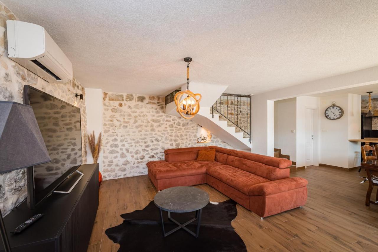 Stone Villa Miandri Sukošan المظهر الخارجي الصورة