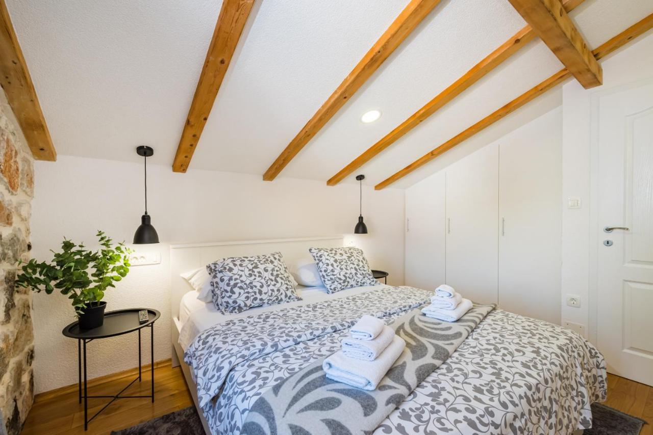 Stone Villa Miandri Sukošan المظهر الخارجي الصورة
